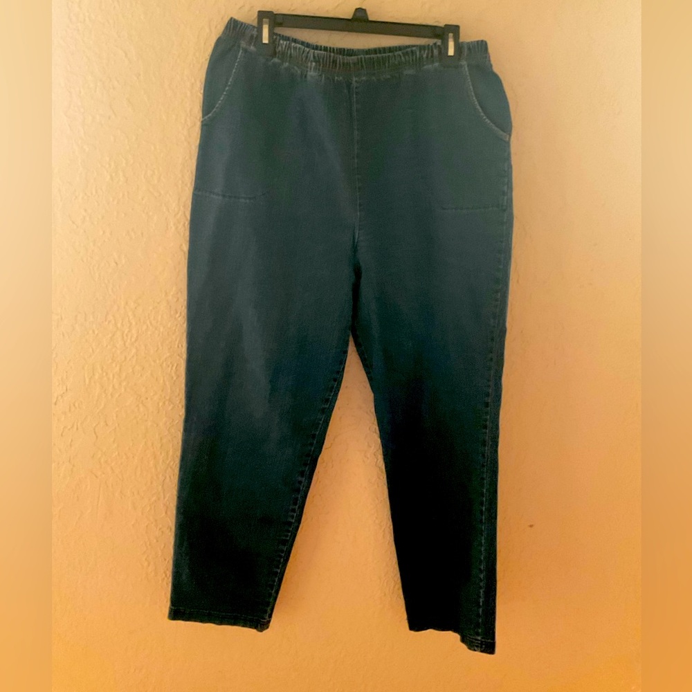 Great gently used Croft & Barrow jeans 2xl reg